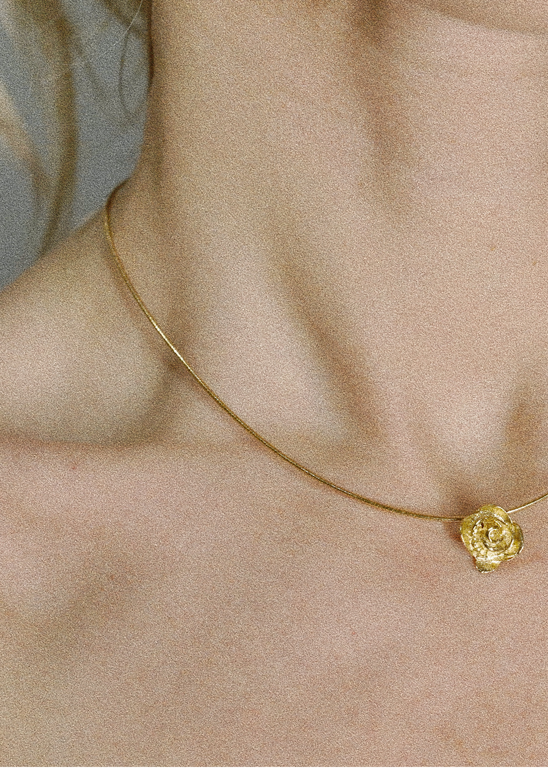 Rose necklace 1